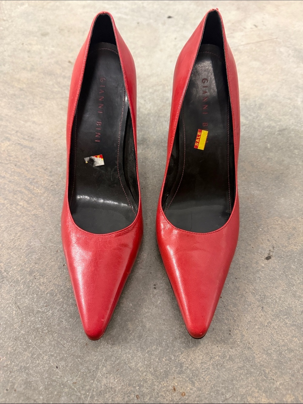Gianni Bini Red Pointed-Toe Leather Pumps